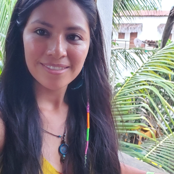 Meet your Posher, Dina - Picture 7 of 17